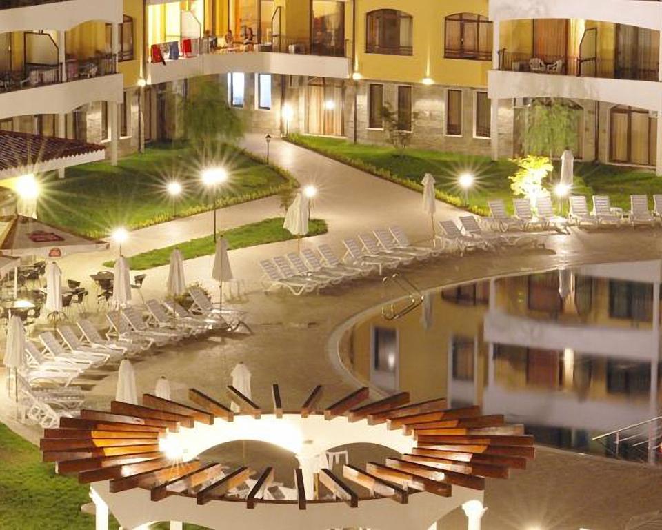Royal Sun Aparthotel Sunny Beach Buitenkant foto